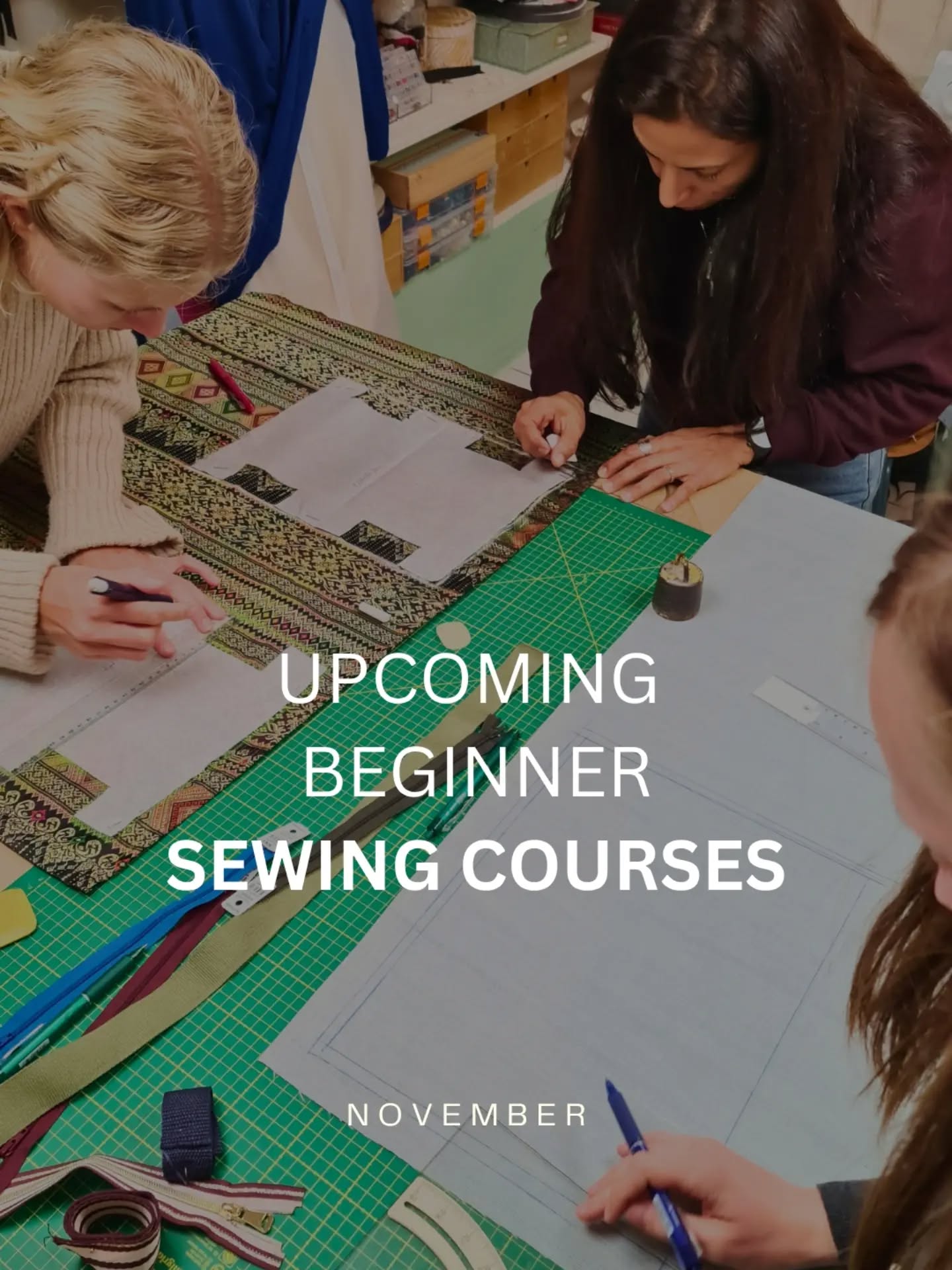 Out the dates of the new cycle of the Sewing Courses in November, the last one before Christmas ! 

Time fly 🙈

After this cycle we will jump directly to the new year with them 🎉

I am dreaming about the possibility of having some extra workshops the first week of December, but let's see how things goes :)

 🙃

#sewingcourses #circularatelieramager